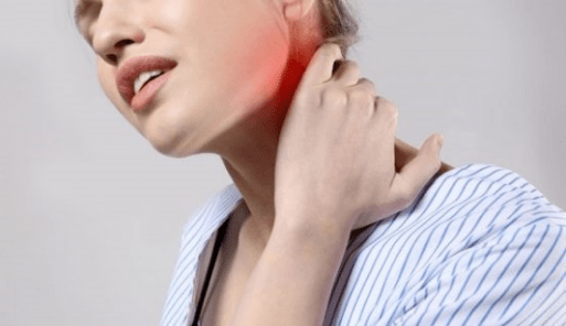 Osteokonondrosarekin, lepoan eta sorbaldetan mina agertzen da